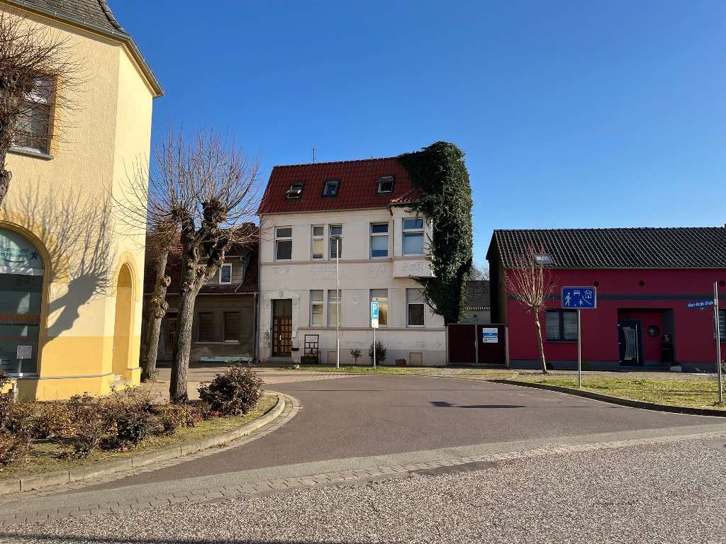 Thumbnail-Haus zum Kaufen in Möckern 109.800,00 € 193 m²