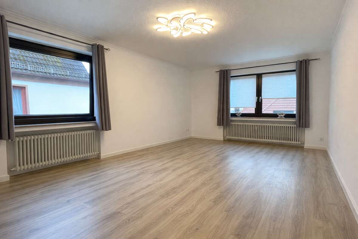 Thumbnail-Wohnung zum Mieten in Bremen-Burgdamm 937,50 € 77.31 m²