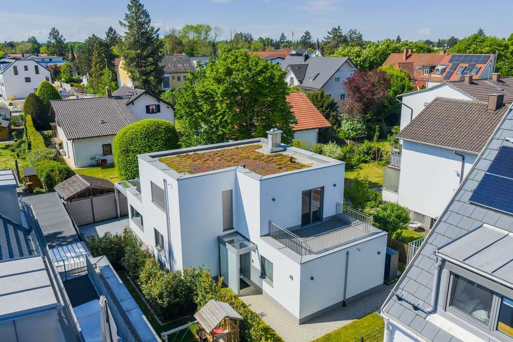 Thumbnail-Haus zum Kaufen in München 2.099.000,00 € 199 m²