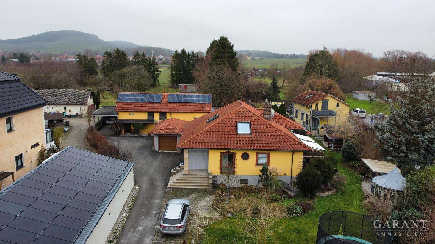 Thumbnail-Haus zum Kaufen in Iphofen 1.190.000,00 € 429 m²