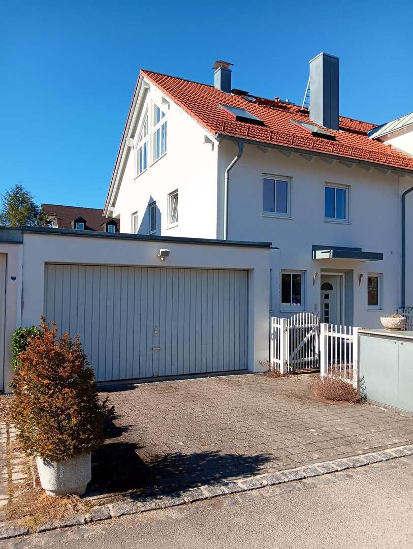 Thumbnail-Haus zum Kaufen in Pullach 1.790.000,00 € 192 m²