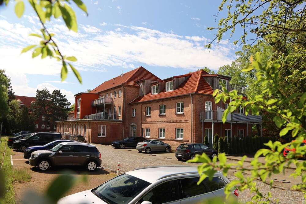 Thumbnail-Wohnung zum Kaufen in Schwerin 154.500,00 € 60.94 m²