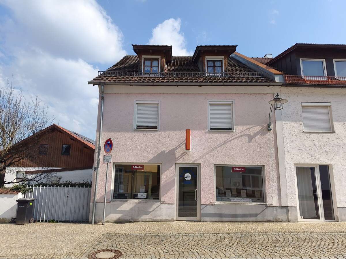 Thumbnail-Haus zum Kaufen in Hengersberg 349.000,00 € 120 m²