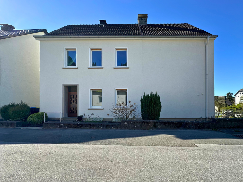 Thumbnail-Haus zum Kaufen in Altena - Dahle 199.000,00 € 251 m²