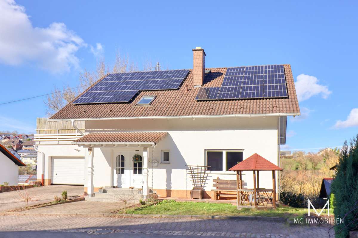 Thumbnail-Haus zum Kaufen in Wallhalben 399.000,00 € 215 m²