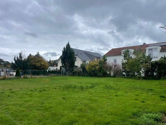 Thumbnail-Grundstück zu verkaufen in Schwielowsee 350.000,00 € 739 m²