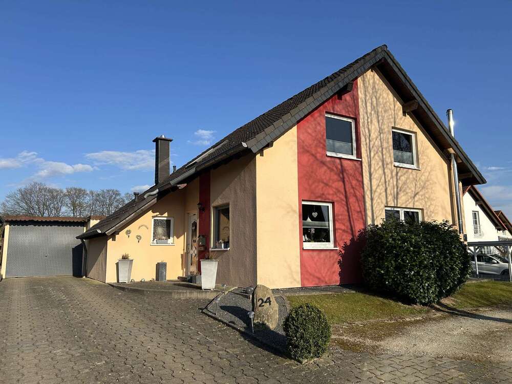 Thumbnail-Haus zum Kaufen in Lügde 220.000,00 € 117.3 m²