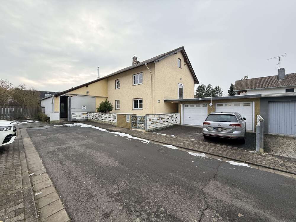 Thumbnail-Haus zum Kaufen in Niederdorfelden 850.000,00 € 194 m²