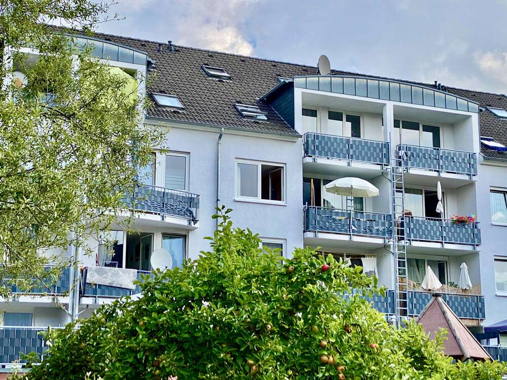 Thumbnail-Wohnung zum Mieten in Köln 681,38 € 89.42 m²