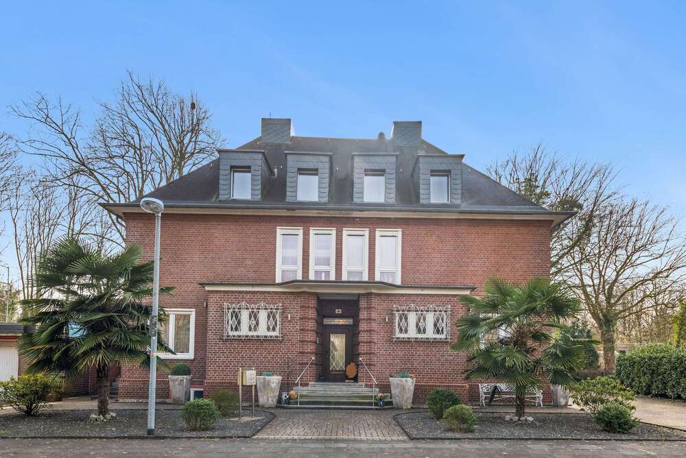 Thumbnail-Haus zum Kaufen in Hürth 1.490.000,00 € 619 m²