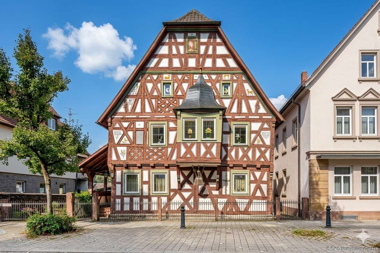 Thumbnail-Haus zum Kaufen in Mosbach Neckarelz 347.000,00 € 296 m²