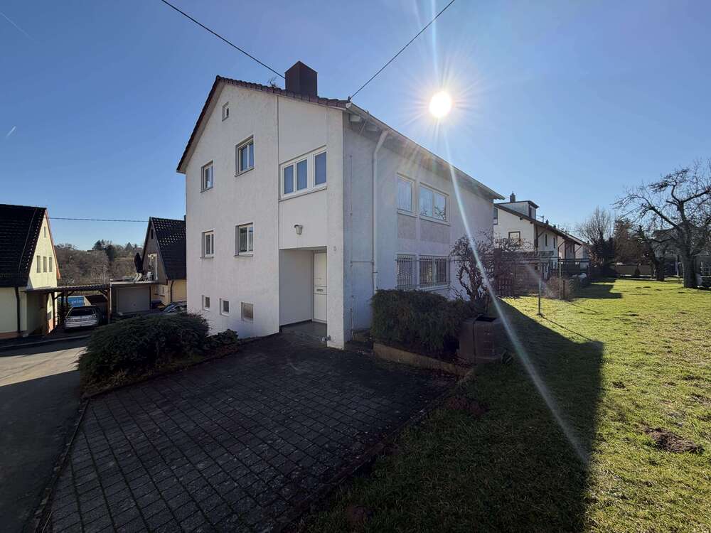 Thumbnail-Haus zum Kaufen in Nürtingen 395.000,00 € 154 m²
