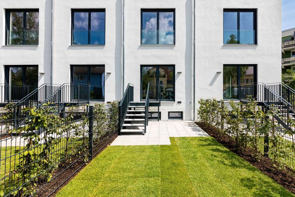 Thumbnail-Haus zum Kaufen in München 1.259.100,00 € 153.9 m²