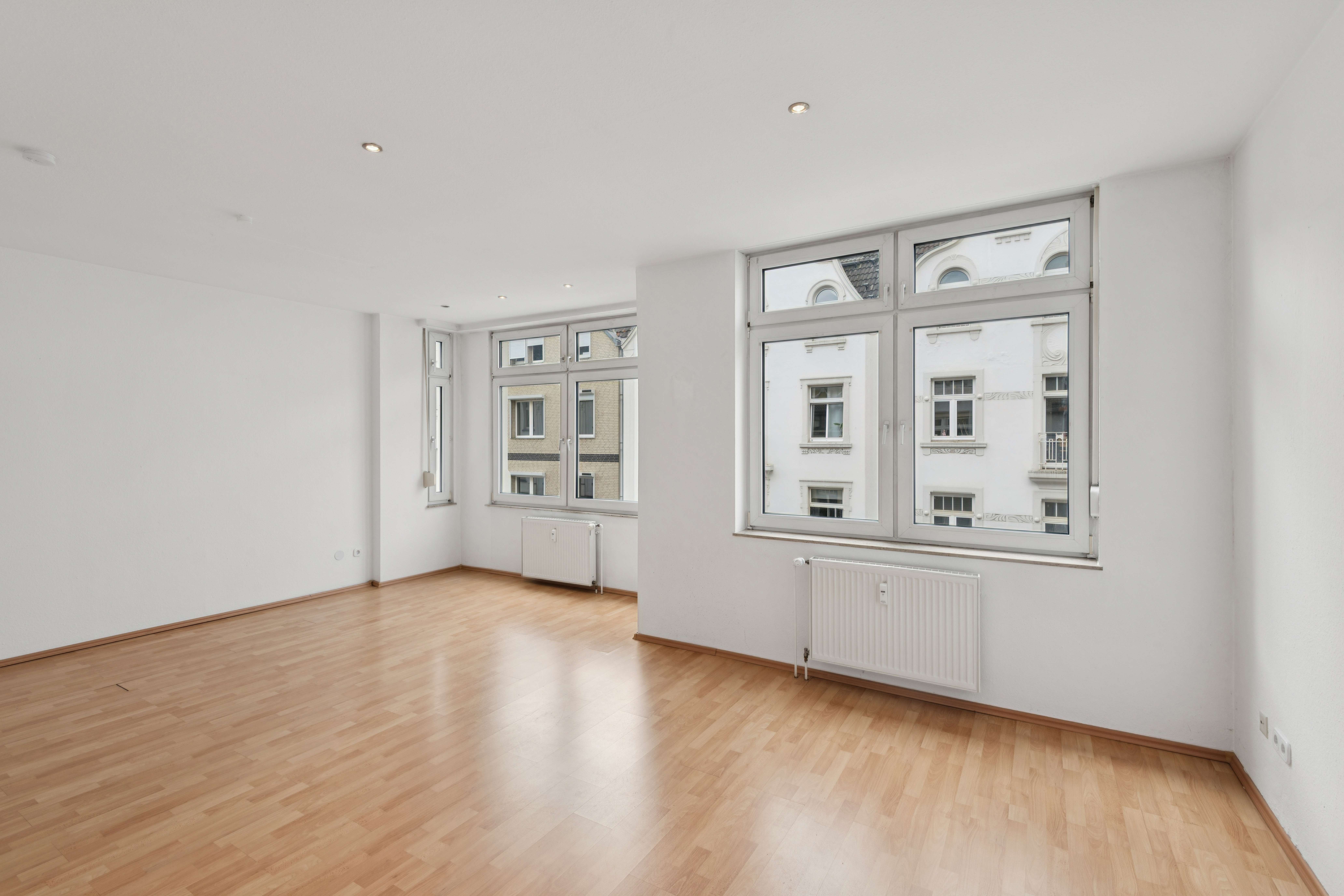 Thumbnail-Wohnung zum Kaufen in Krefeld 269.000,00 € 91 m²