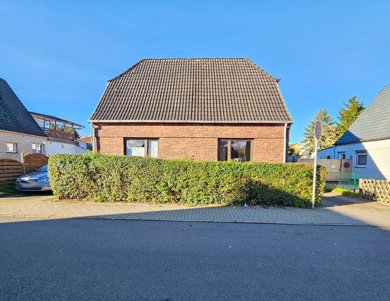 Thumbnail-Haus zum Kaufen in Uetersen 245.000,00 € 138.06 m²