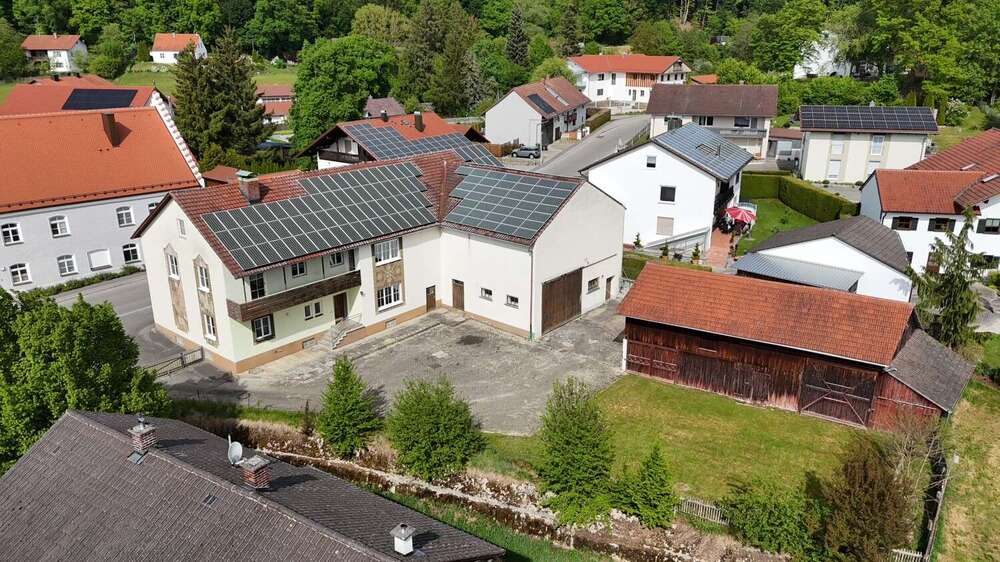 Thumbnail-Haus zum Kaufen in Niederaichbach Oberaichbach 495.000,00 € 182.6 m²