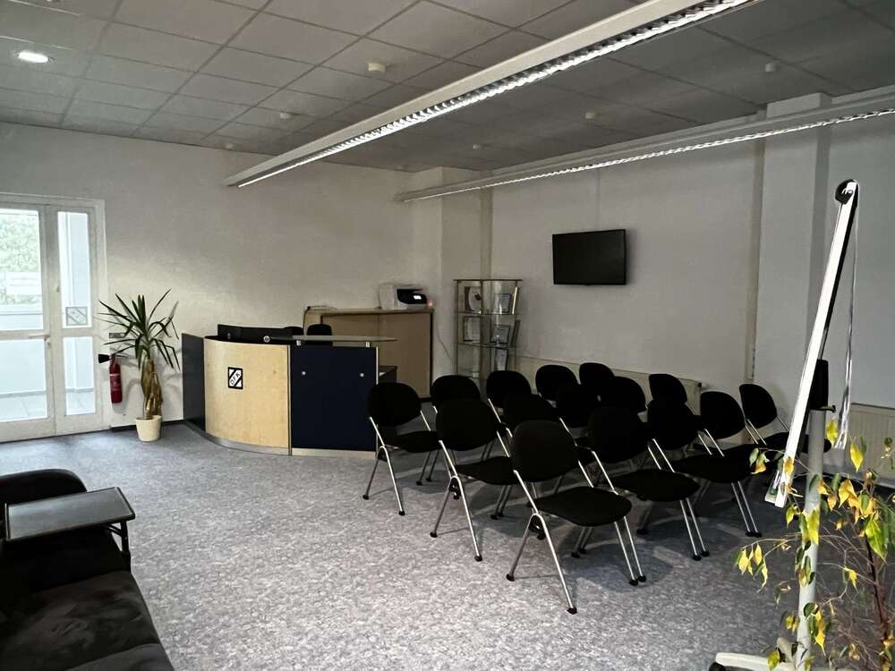 Thumbnail-Büro in Kempten (Allgäu) 2.095,00 € 220 m²