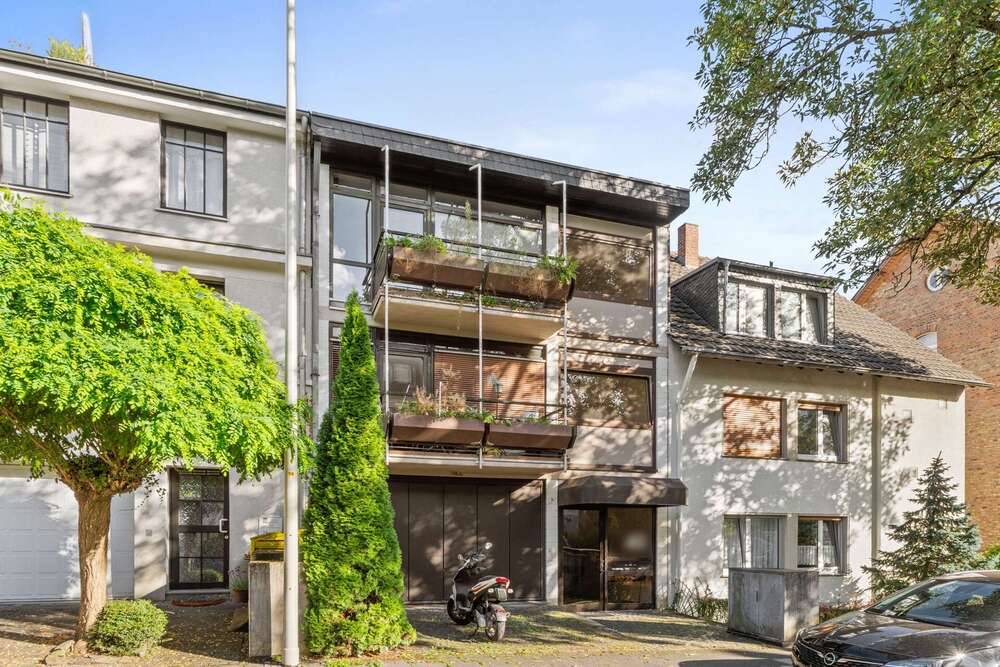 Thumbnail-Wohnung zum Kaufen in Bonn 220.000,00 € 68 m²