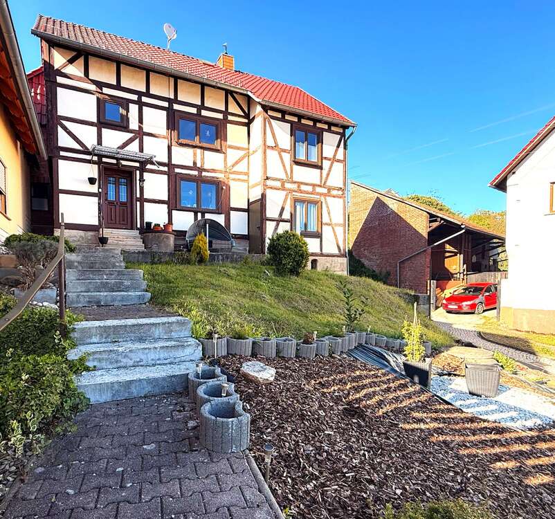 Thumbnail-Haus zum Kaufen in Ecklingerode 186.000,00 € 112 m²