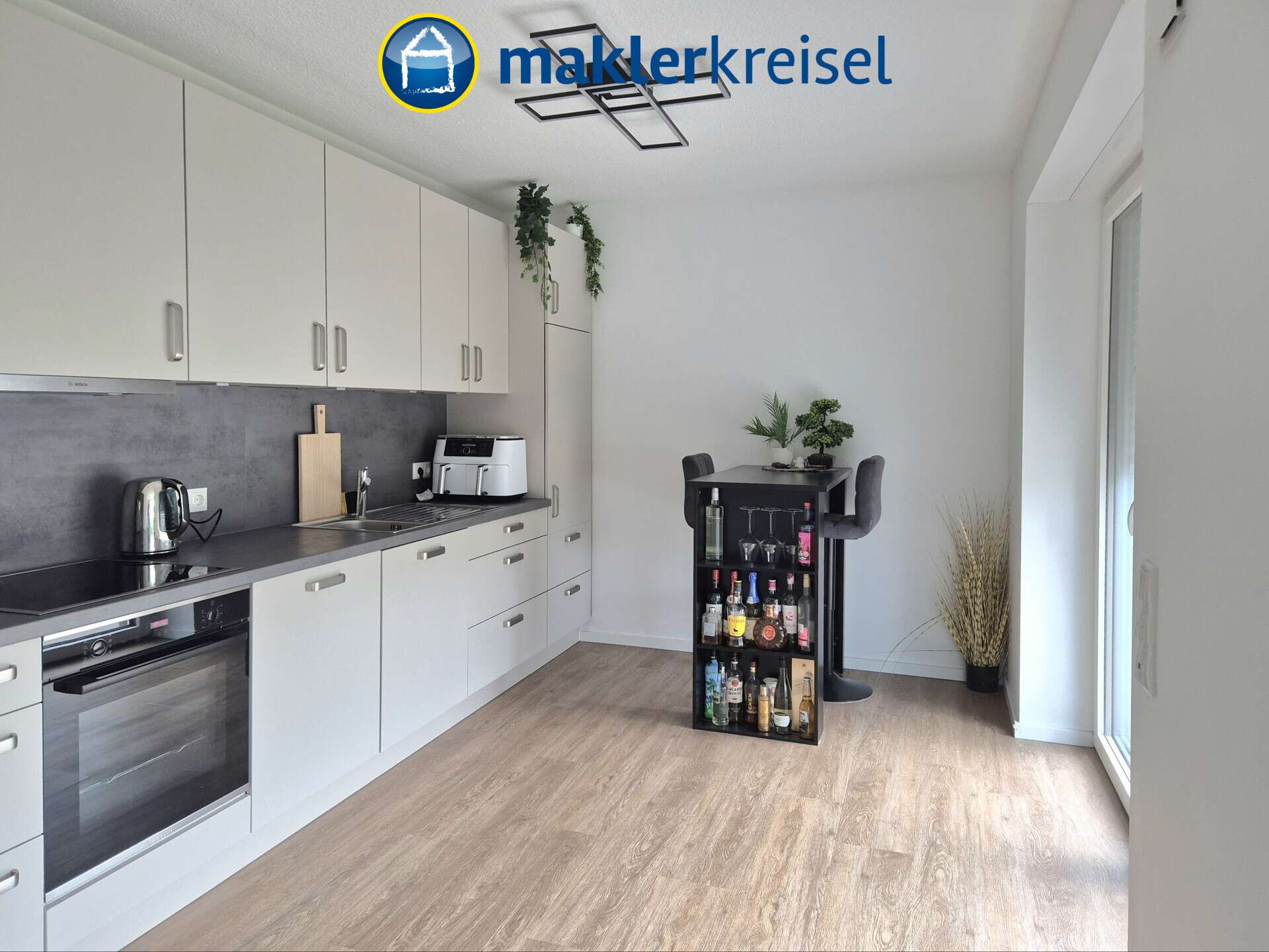 Thumbnail-Wohnung zum Mieten in Esens 1.180,00 € 90 m²