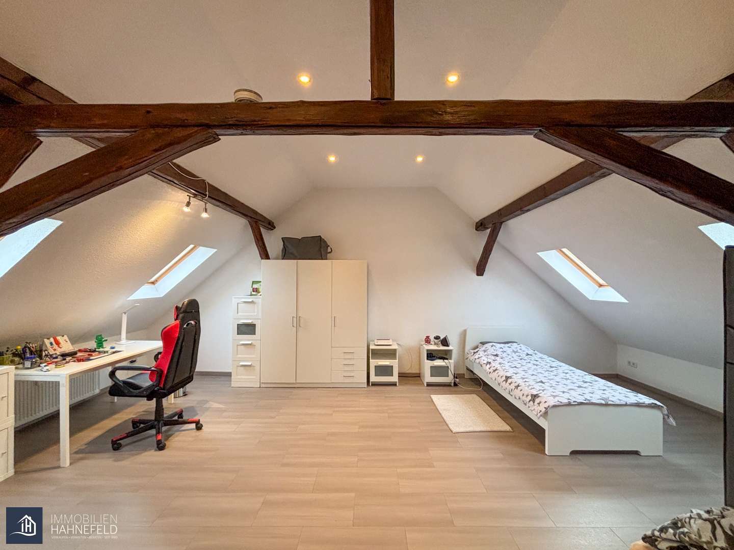 Thumbnail-Haus zum Kaufen in Holzheim 299.000,00 € 174.41 m²