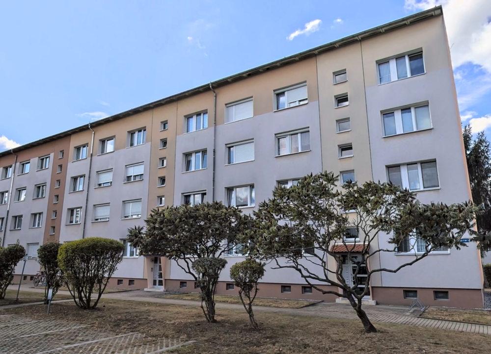 Thumbnail-Wohnung zum Kaufen in Zwenkau 140.000,00 € 59 m²