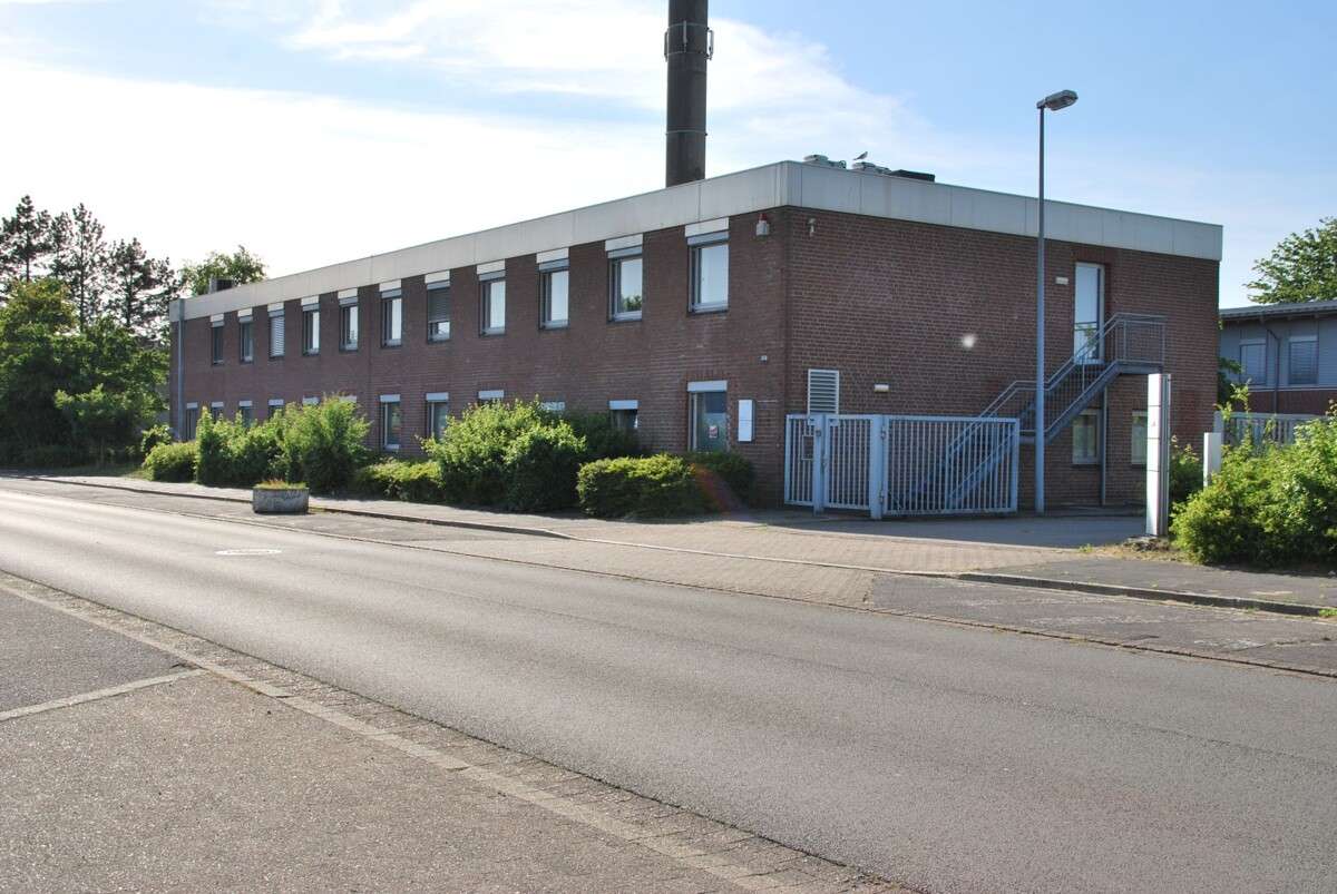 Thumbnail-Büro in Rendsburg 6.006,00 € 858 m²