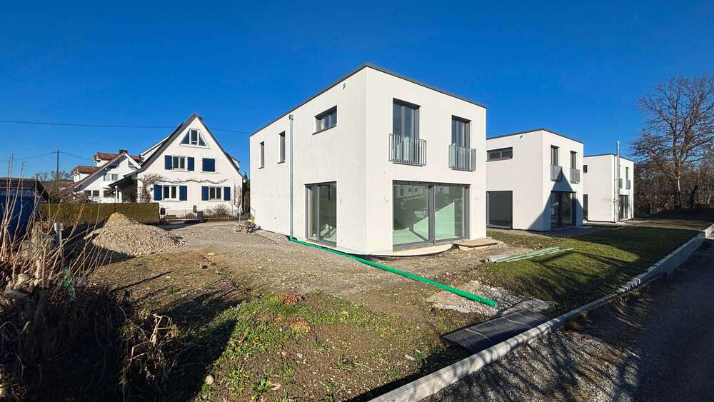 Thumbnail-Haus zum Kaufen in Salem 910.000,00 € 182 m²