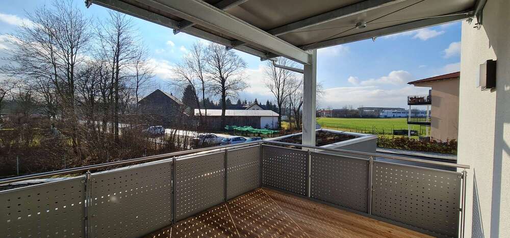 Thumbnail-Wohnung zum Mieten in Mühldorf a. Inn 1.095,00 € 99.47 m²