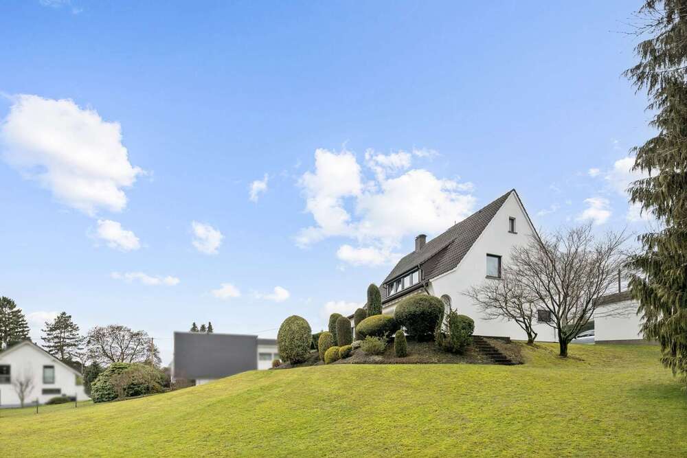 Thumbnail-Haus zum Kaufen in Kreuztal 375.000,00 € 142 m²