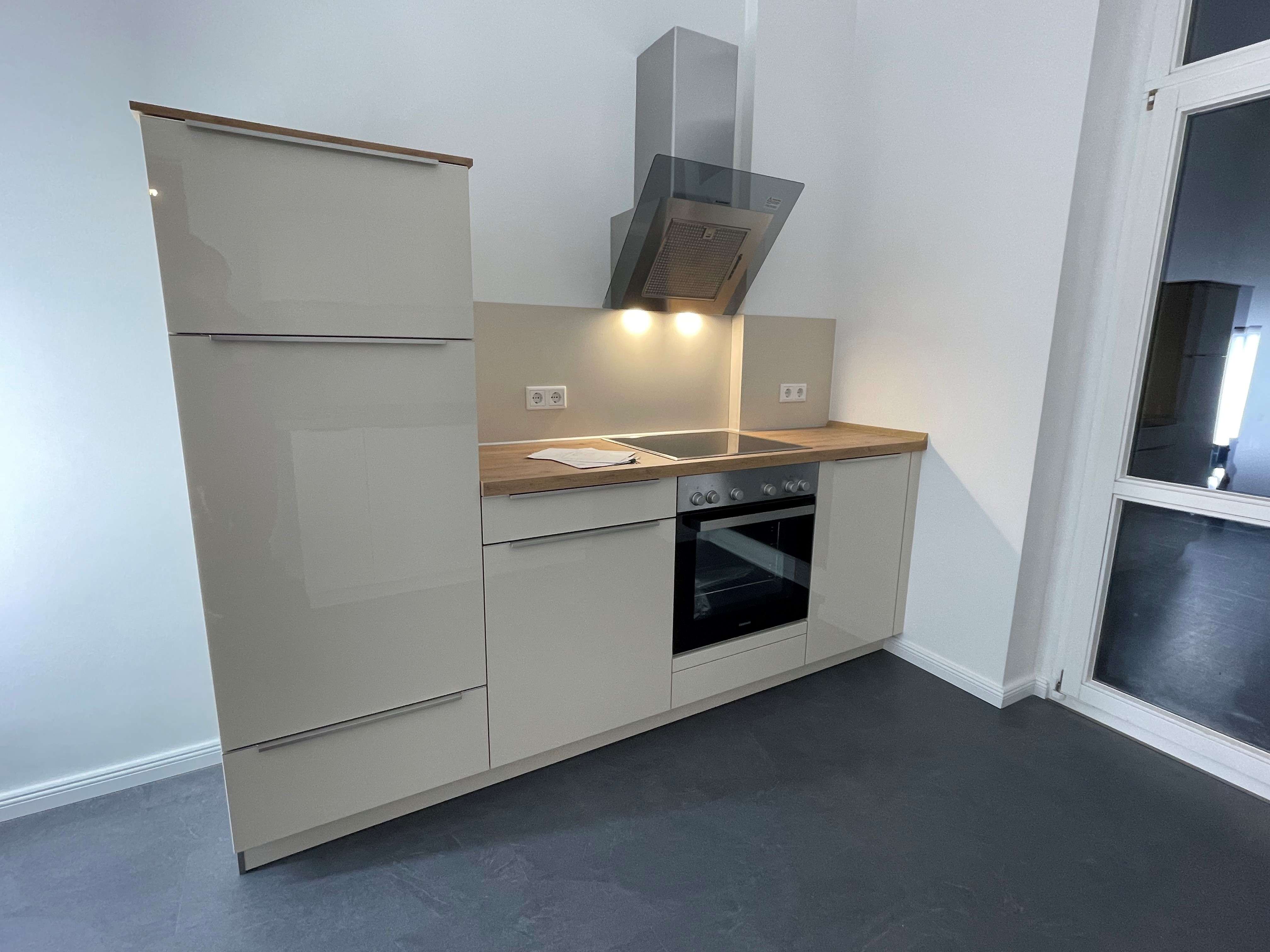 Thumbnail-Wohnung zum Mieten in Zwickau 660,00 € 88.51 m²