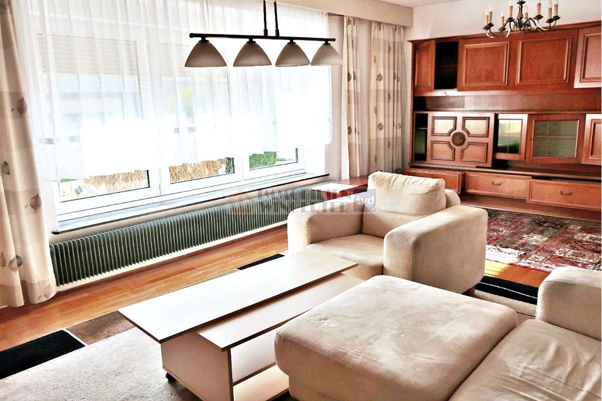 Thumbnail-Haus zum Kaufen in Regensburg 725.000,00 € 147.46 m²