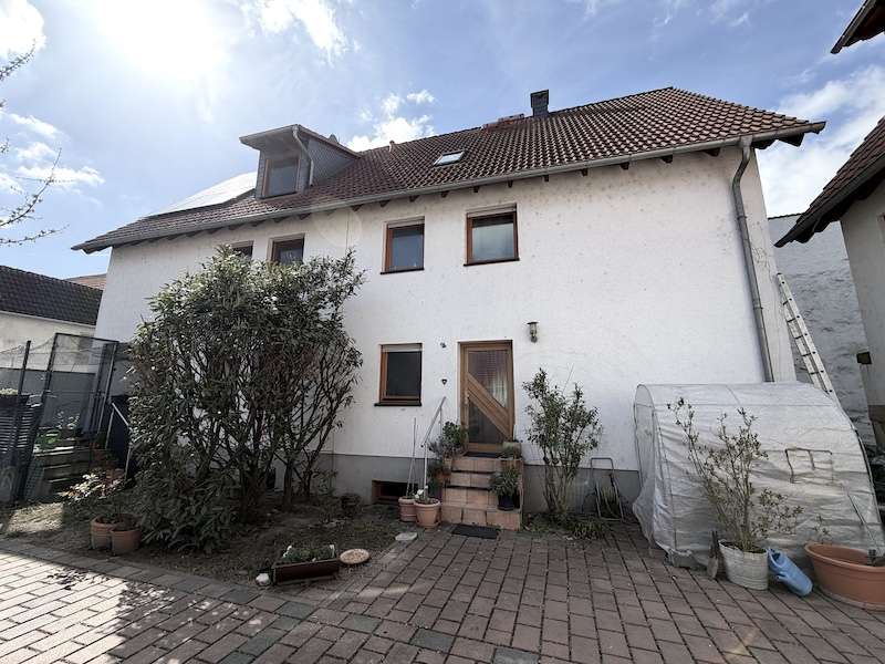 Thumbnail-Haus zum Kaufen in Groß-Gerau Wallerstädten 469.000,00 € 131 m²