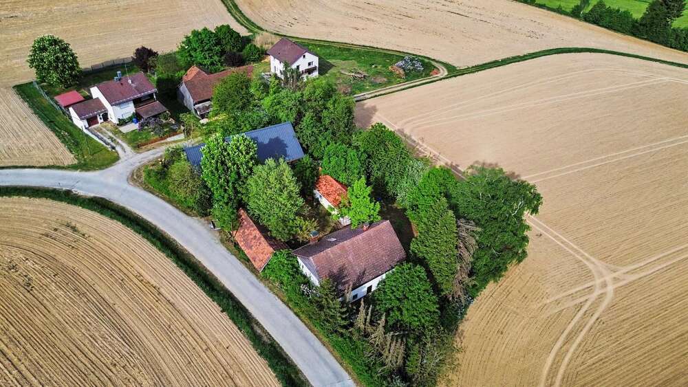 Thumbnail-Haus zum Kaufen in Eichendorf 225.000,00 € 160 m²
