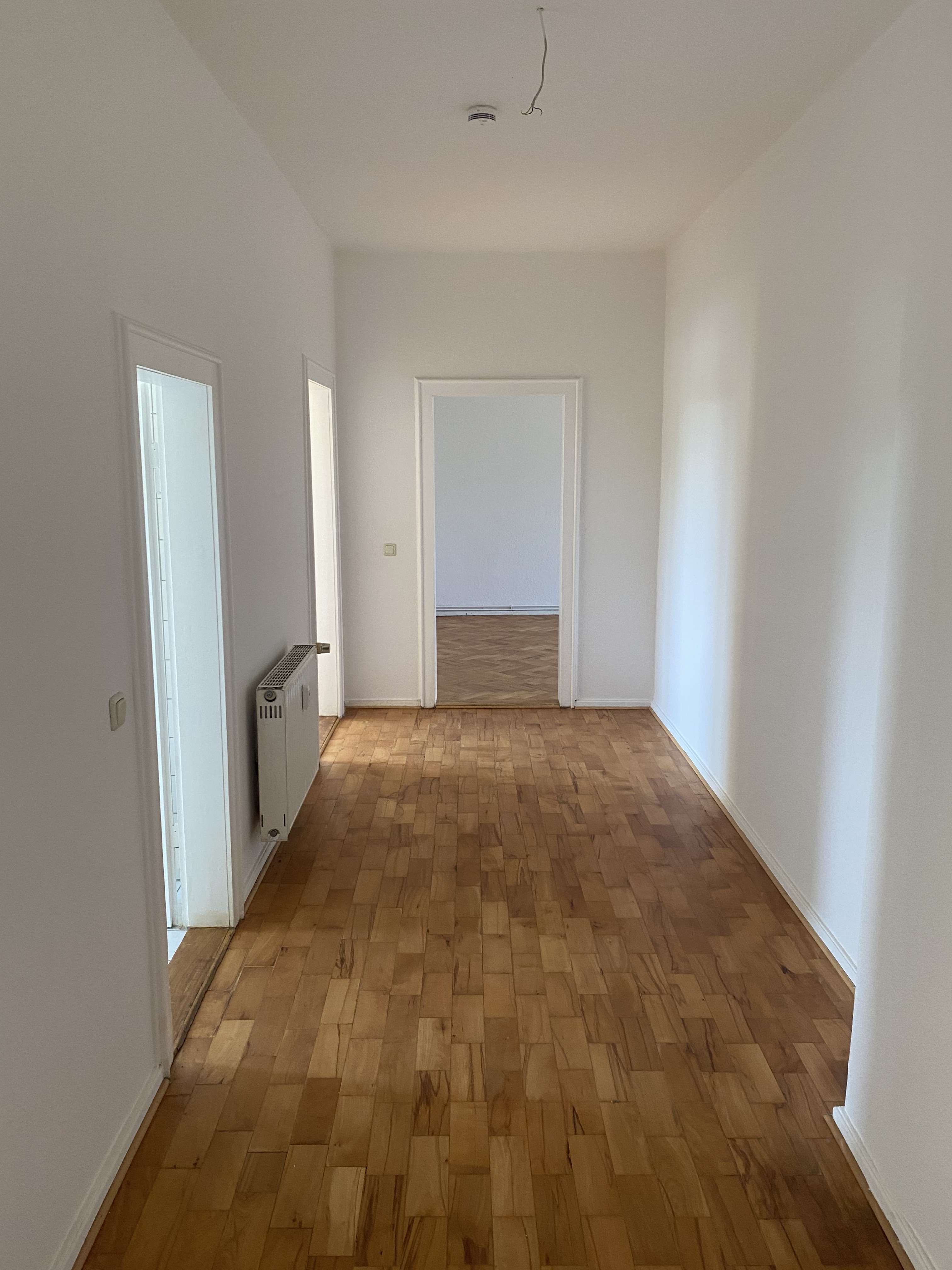 Thumbnail-Wohnung zum Mieten in Dessau 320,00 € 79 m²