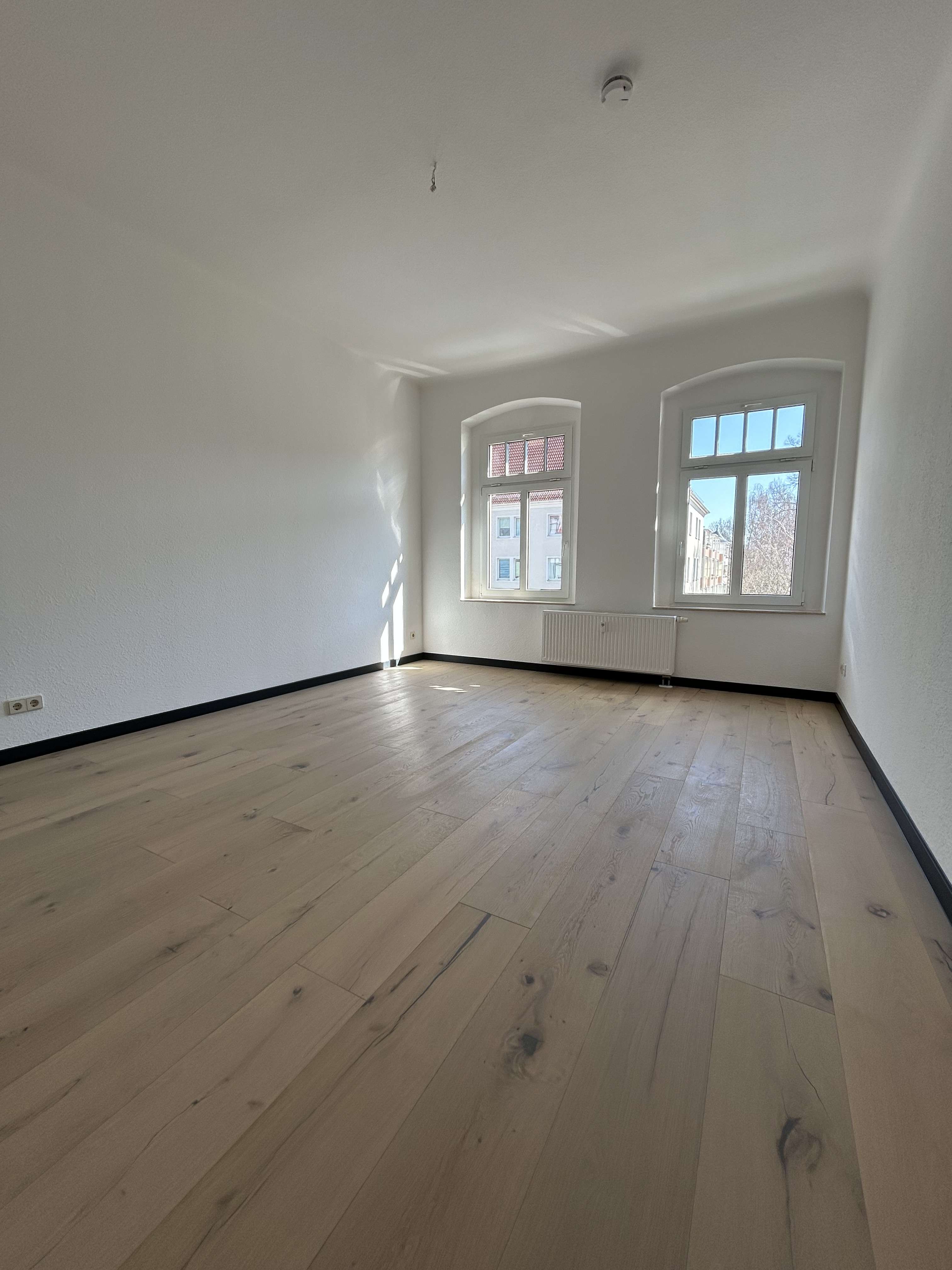 Thumbnail-Wohnung zum Mieten in Zwickau 405,00 € 59.69 m²