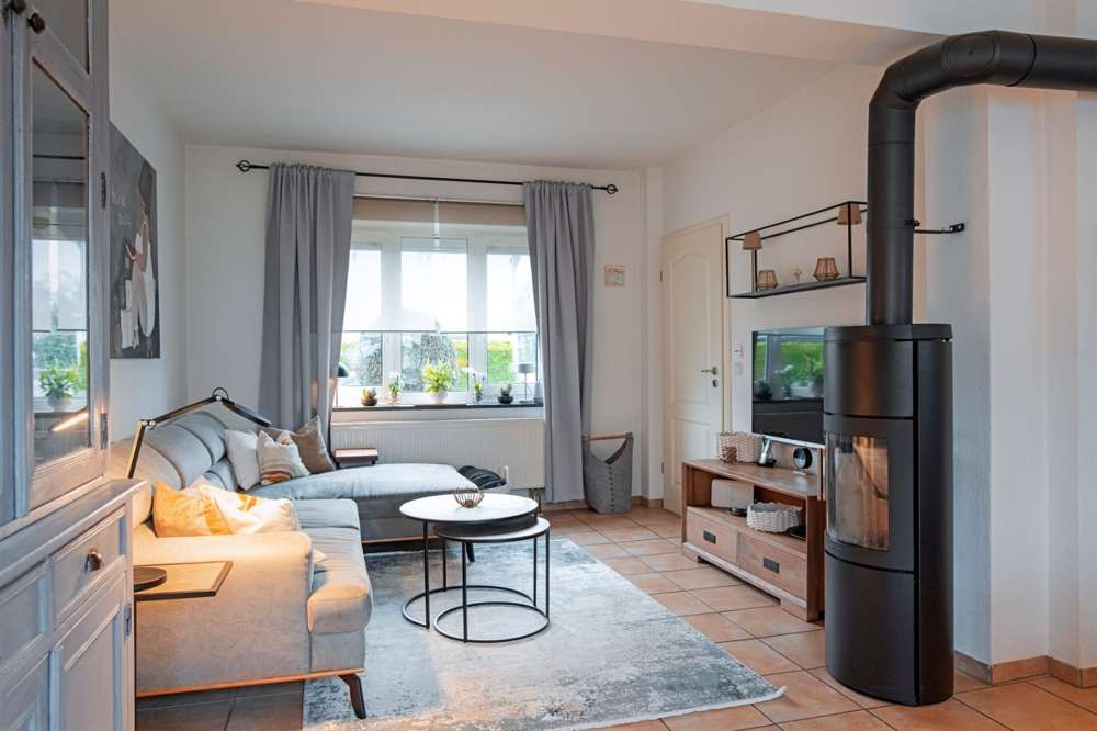 Thumbnail-Haus zum Kaufen in Krefeld 295.000,00 € 72.75 m²