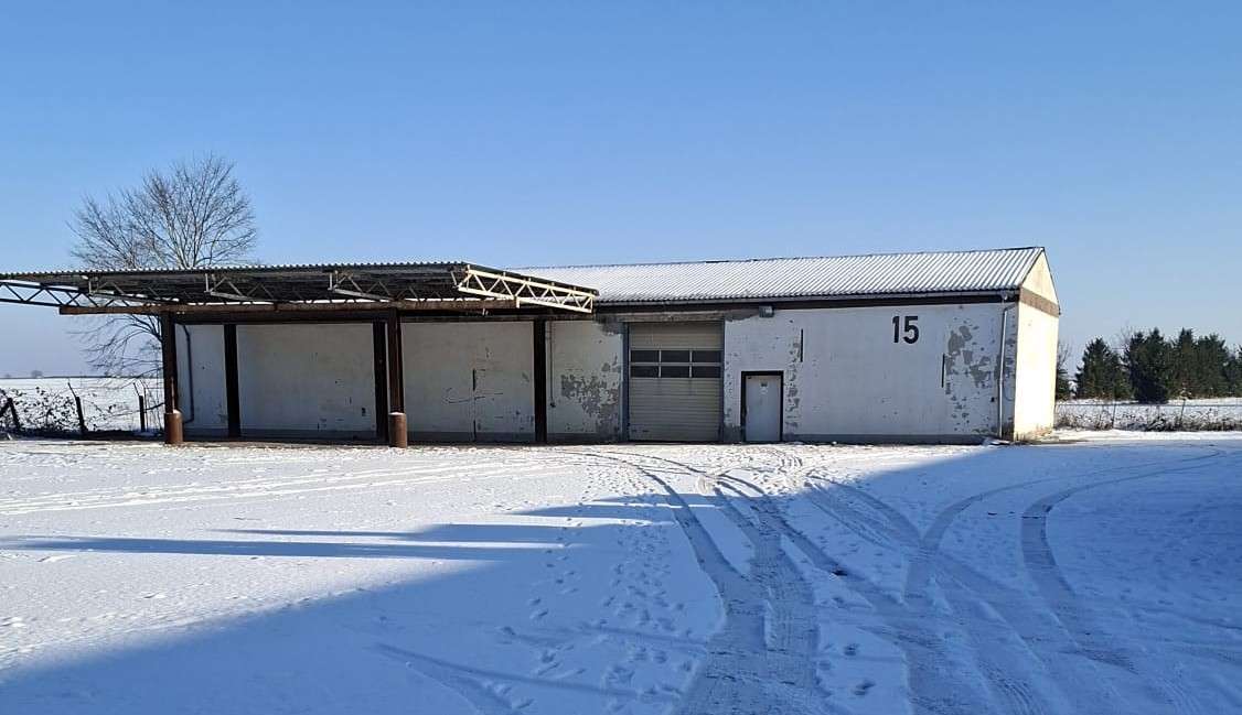 Thumbnail-Halle in Werder 1.732,50 € 350 m²