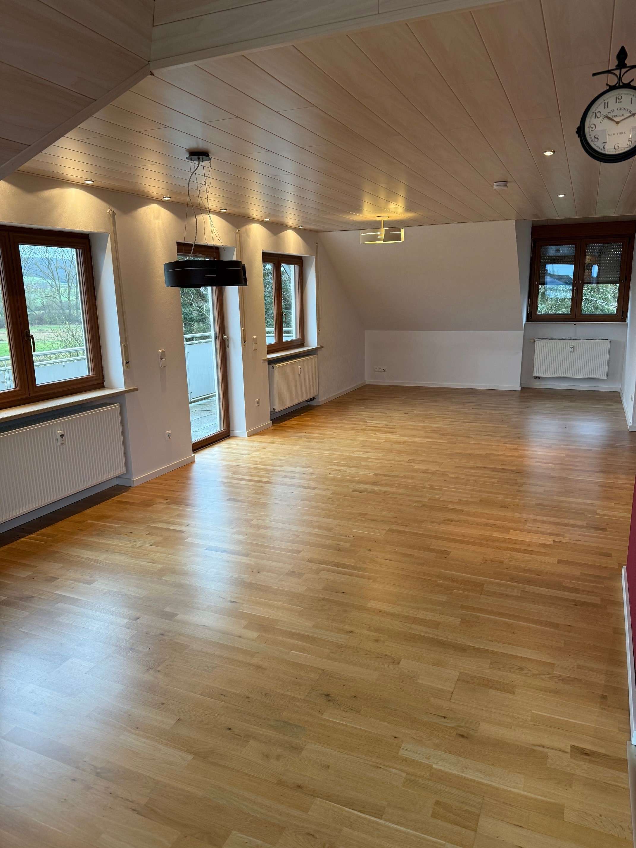 Thumbnail-Wohnung zum Mieten in Rattelsdorf 900,00 € 126 m²
