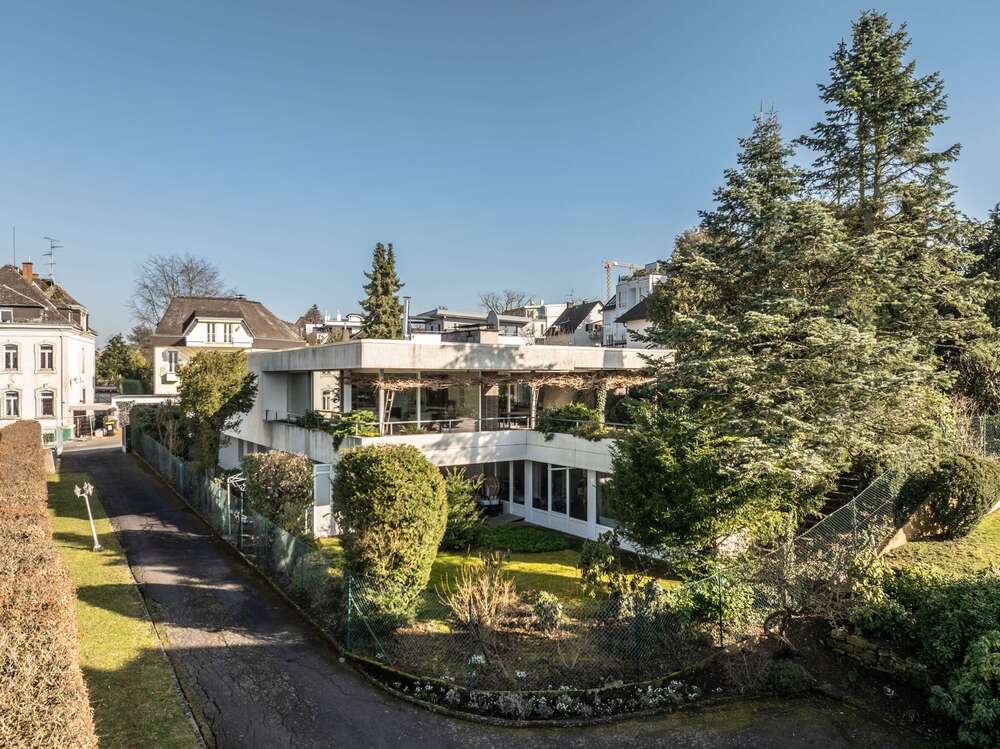 Thumbnail-Haus zum Kaufen in Wiesbaden 1.890.000,00 € 371.19 m²