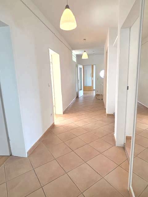 Thumbnail-Wohnung zum Mieten in Mörfelden-Walldorf 1.800,00 € 147 m²