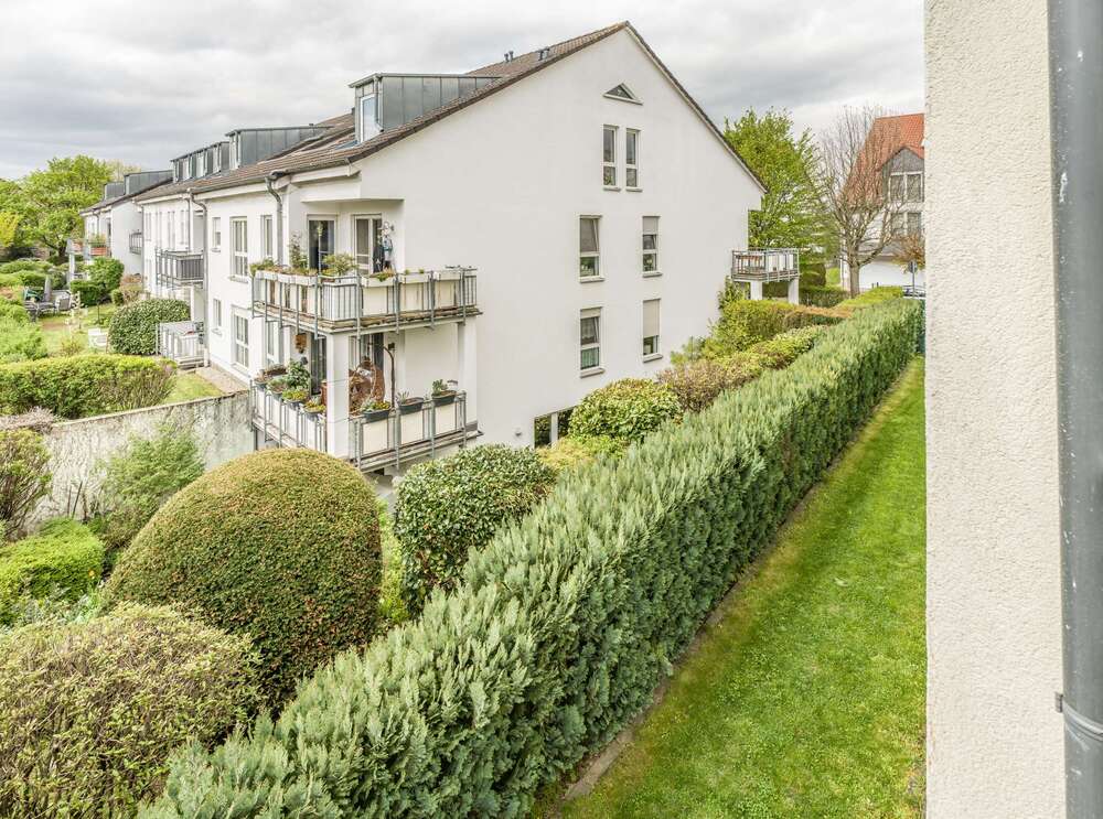Thumbnail-Wohnung zum Mieten in Wiesbaden 1.500,00 € 145 m²