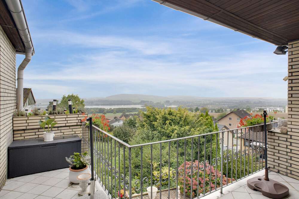 Thumbnail-Haus zum Kaufen in Northeim 395.000,00 € 260 m²