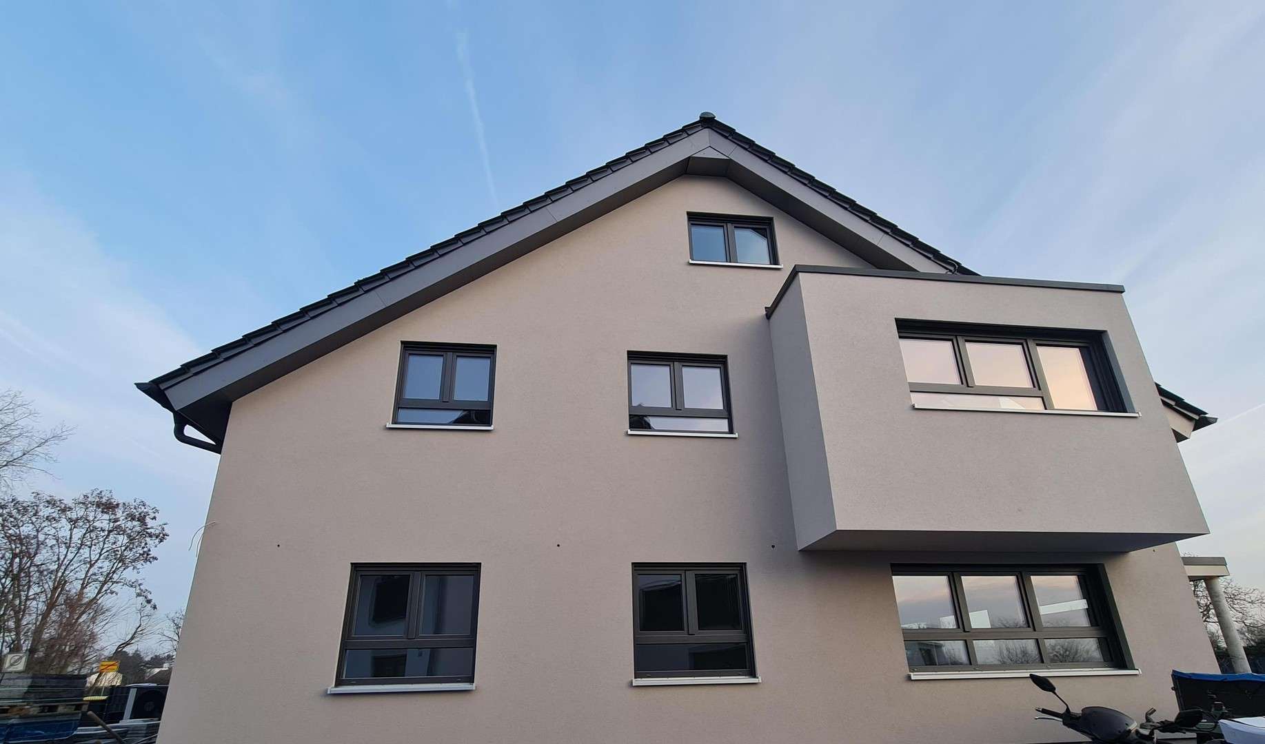 Thumbnail-Wohnung zum Mieten in Bischofsheim 2.250,00 € 141 m²
