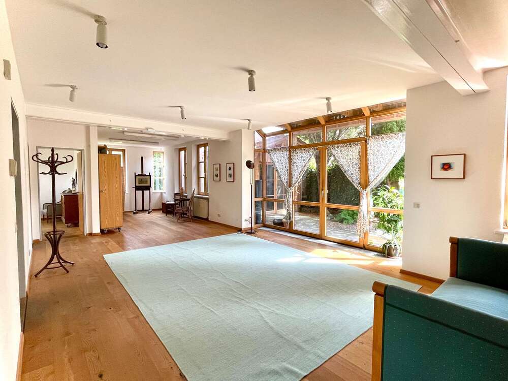 Thumbnail-Haus zum Kaufen in Feldafing 1.690.000,00 € 235 m²