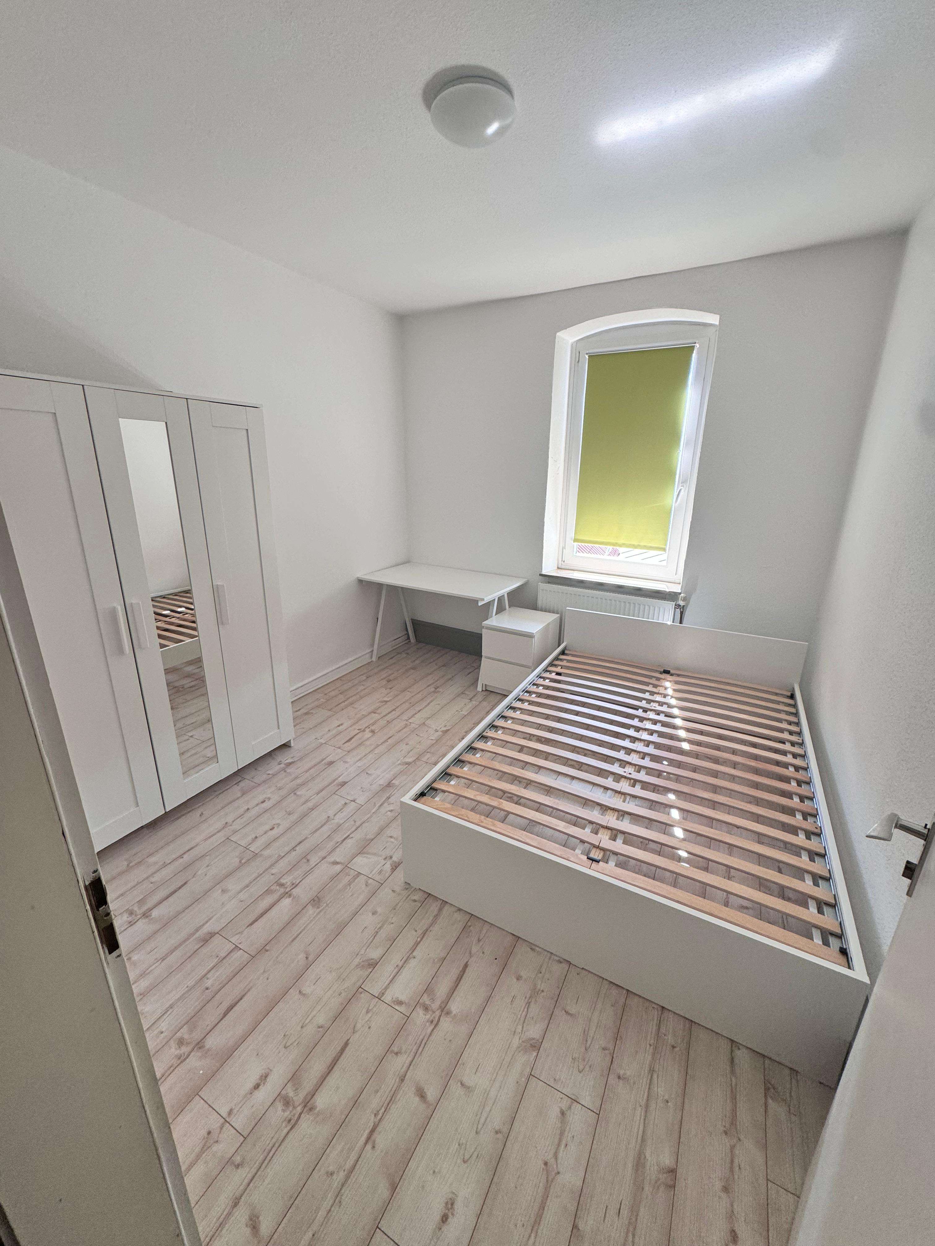 Thumbnail-Wohnung zum Mieten in Lemgo 300,00 € 20 m²