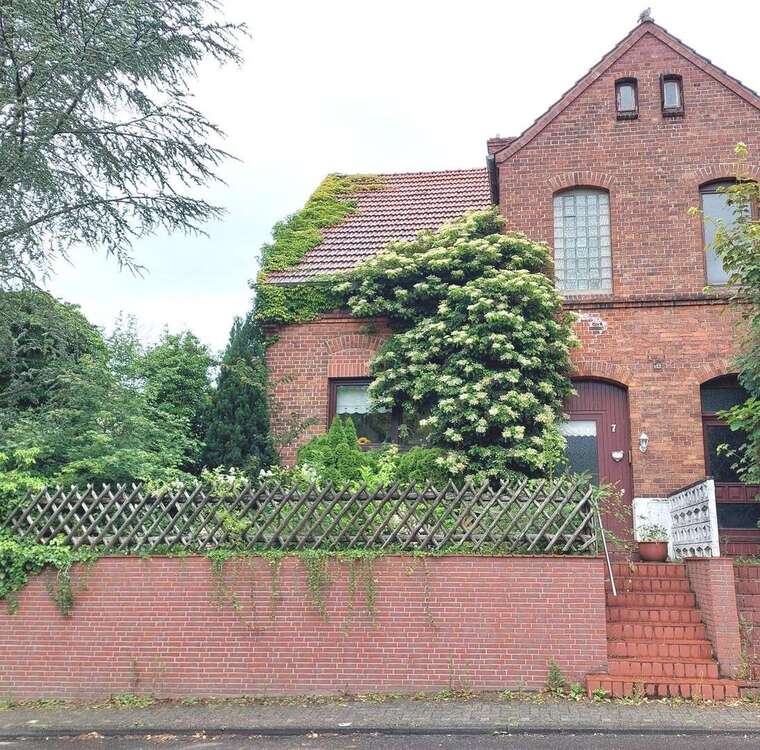 Thumbnail-Haus zum Kaufen in Bremen 120.000,00 € 110 m²