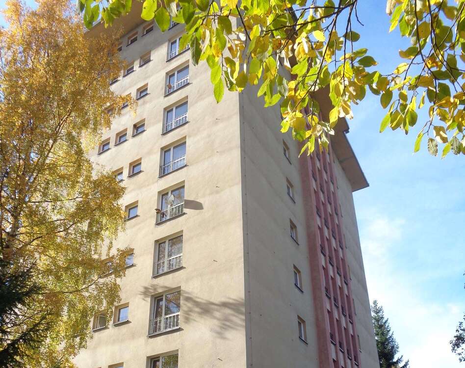 Thumbnail-Wohnung zum Mieten in BreitenbrunnErzgebirge 989,00 € 137 m²