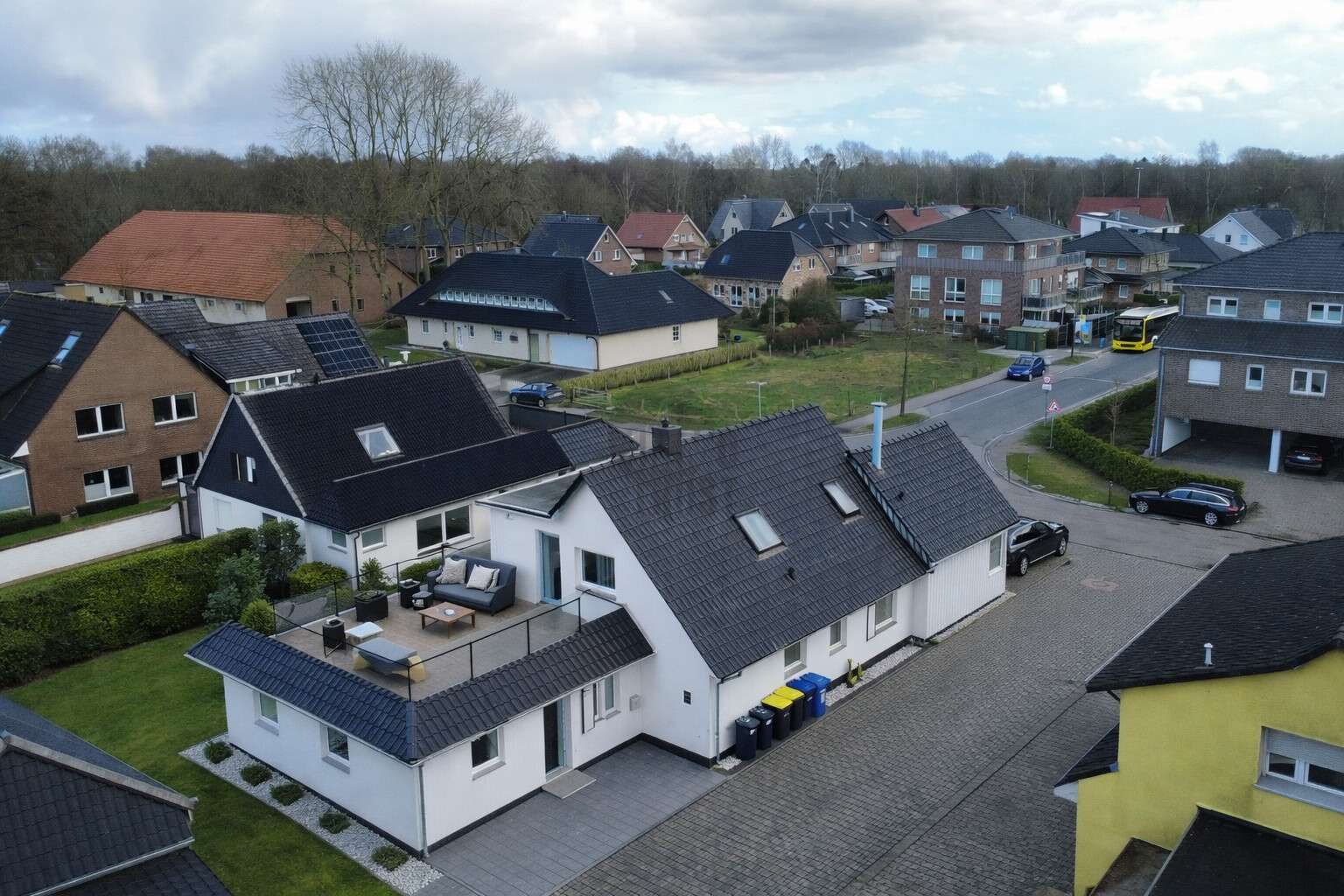 Thumbnail-Haus zum Kaufen in Oldenburg 549.000,00 € 230 m²