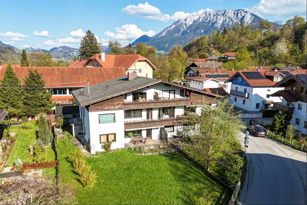 Thumbnail-Haus zum Kaufen in Oberaudorf 1.390.000,00 € 510 m²